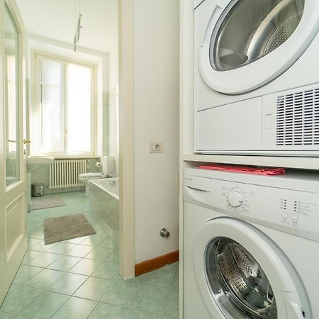 Appartamento Esclusivo Fronte Lago, In Centro A Como Con Garage 외부 사진