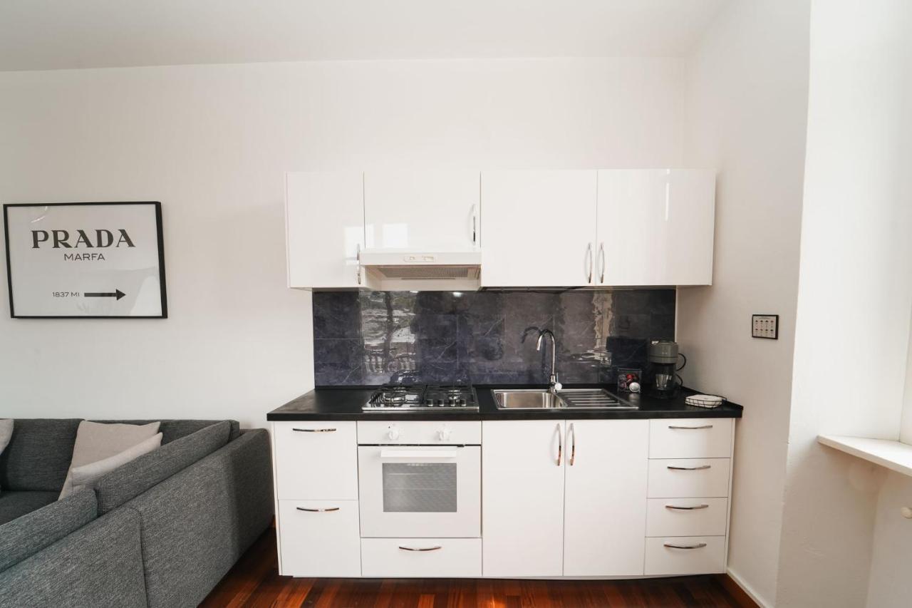 Appartamento Esclusivo Fronte Lago, In Centro A Como Con Garage 외부 사진