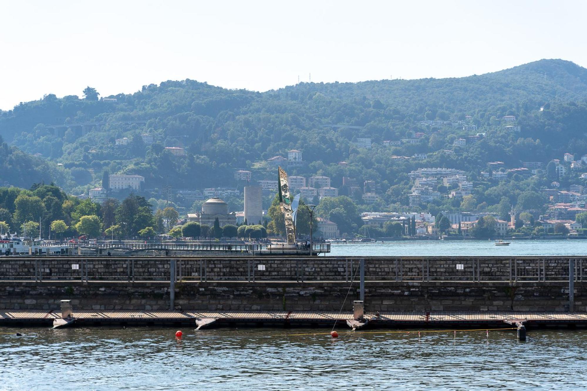 Appartamento Esclusivo Fronte Lago, In Centro A Como Con Garage 외부 사진